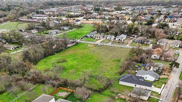 1 Acre of Residential Land for Sale in Dallas, Texas
