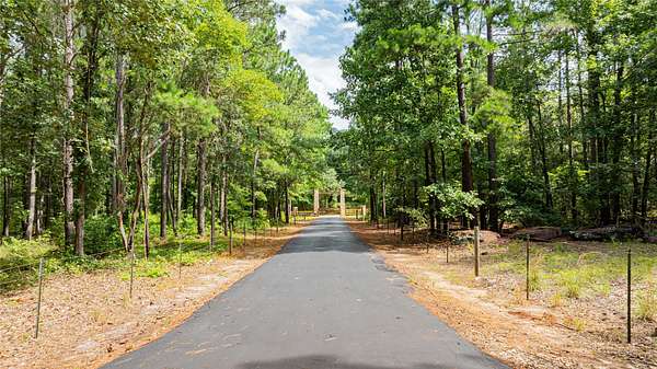 124 Acres of Land with Home for Sale in Winnsboro, Texas