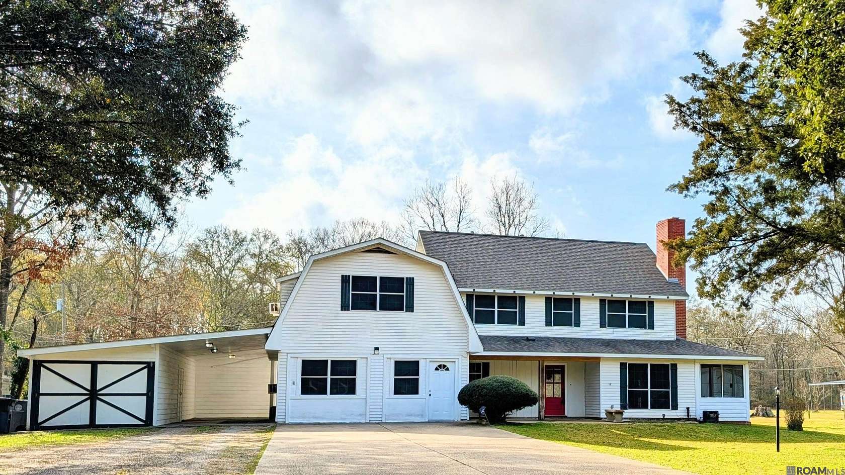 2.8 Acres of Land with Home for Sale in Baker, Louisiana
