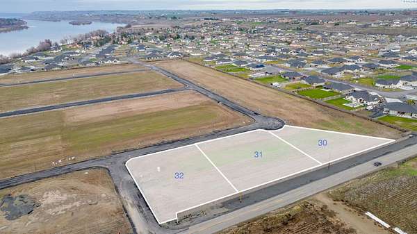 0.62 Acres of Residential Land for Sale in Pasco, Washington
