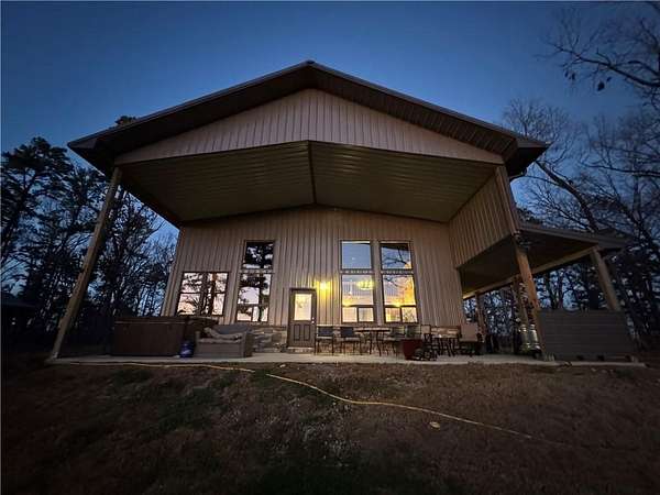 40.9 Acres of Land with Home for Sale in Eureka Springs, Arkansas