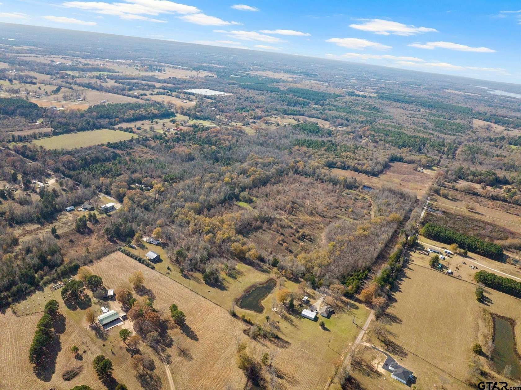 51 Acres of Land for Sale in Pittsburg, Texas