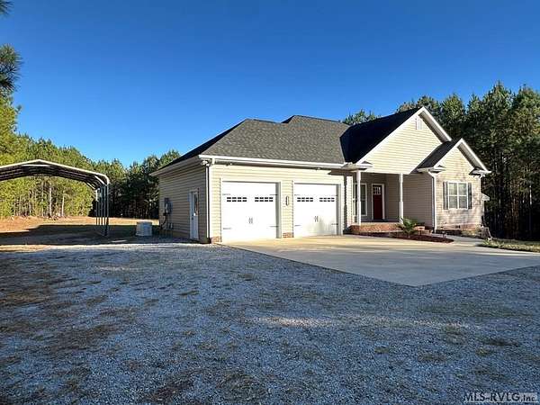 10.4 Acres of Recreational Land with Home for Sale in Bracey, Virginia