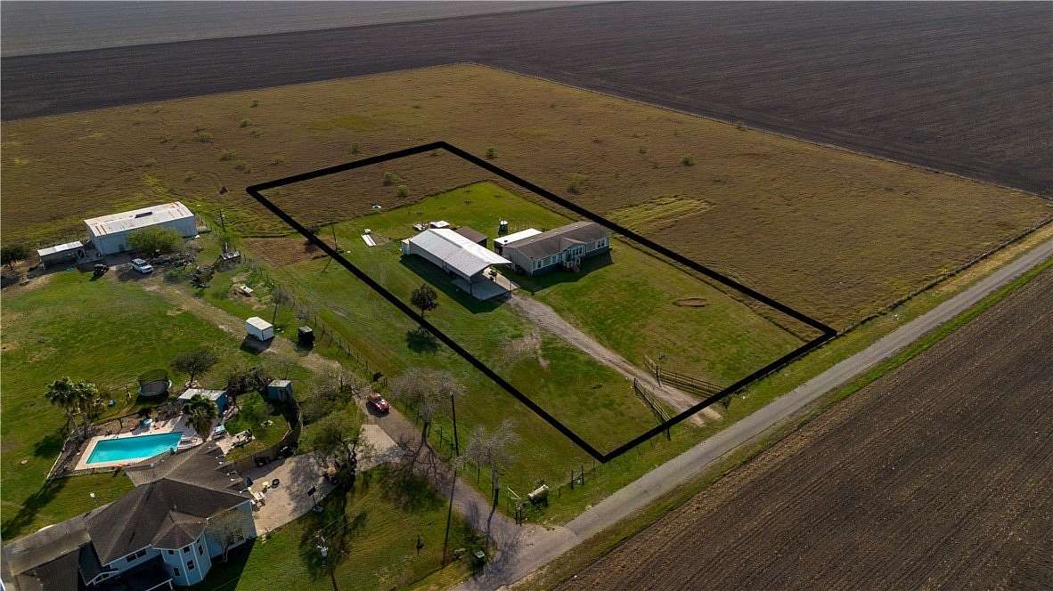 1.6 Acres of Land with Home for Sale in Robstown, Texas