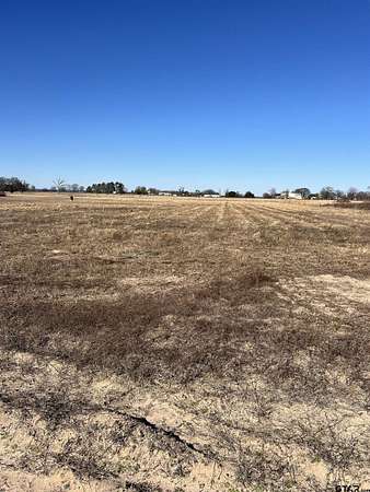 0.86 Acres of Residential Land for Sale in Lindale, Texas