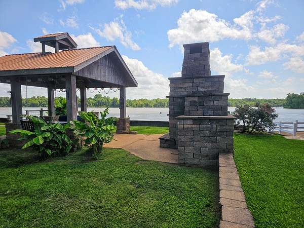 0.18 Acres of Residential Land for Sale in Clifton, Tennessee