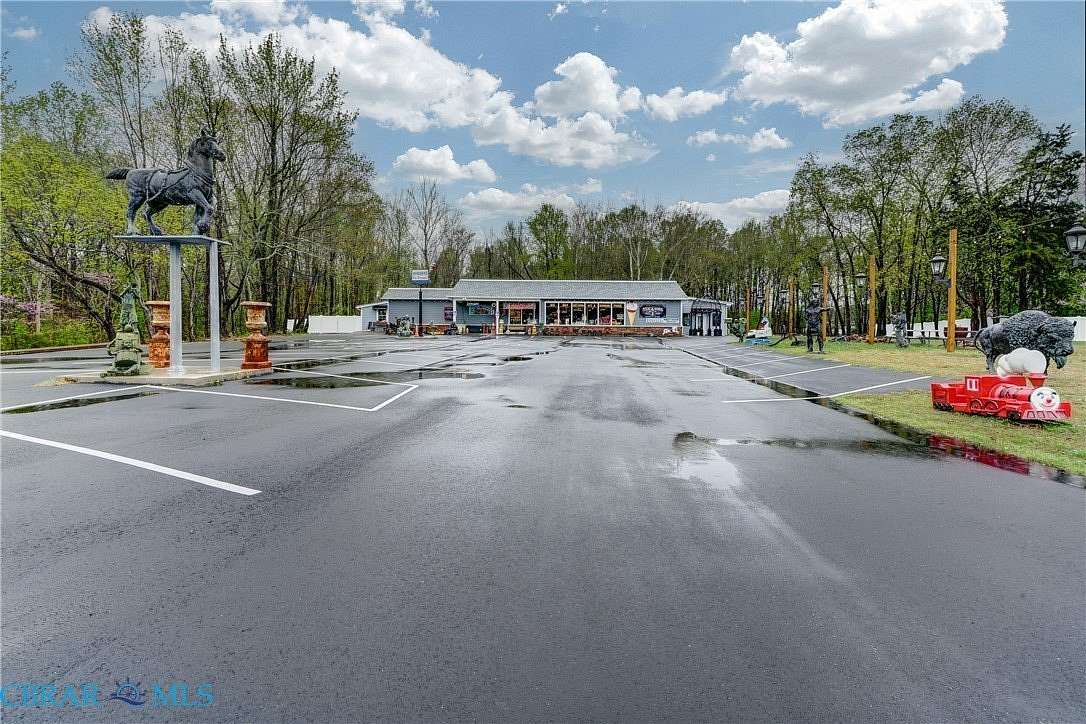 5.7 Acres of Mixed-Use Land for Sale in Montross, Virginia