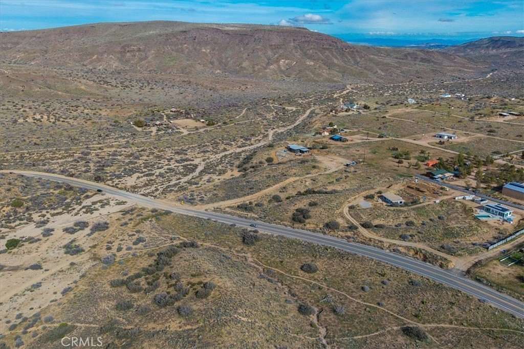 1.26 Acres of Land for Sale in Pioneertown, California