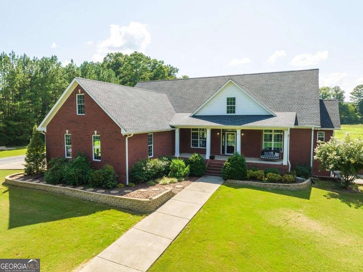 14.2 Acres of Land with Home for Sale in Summerville, Georgia