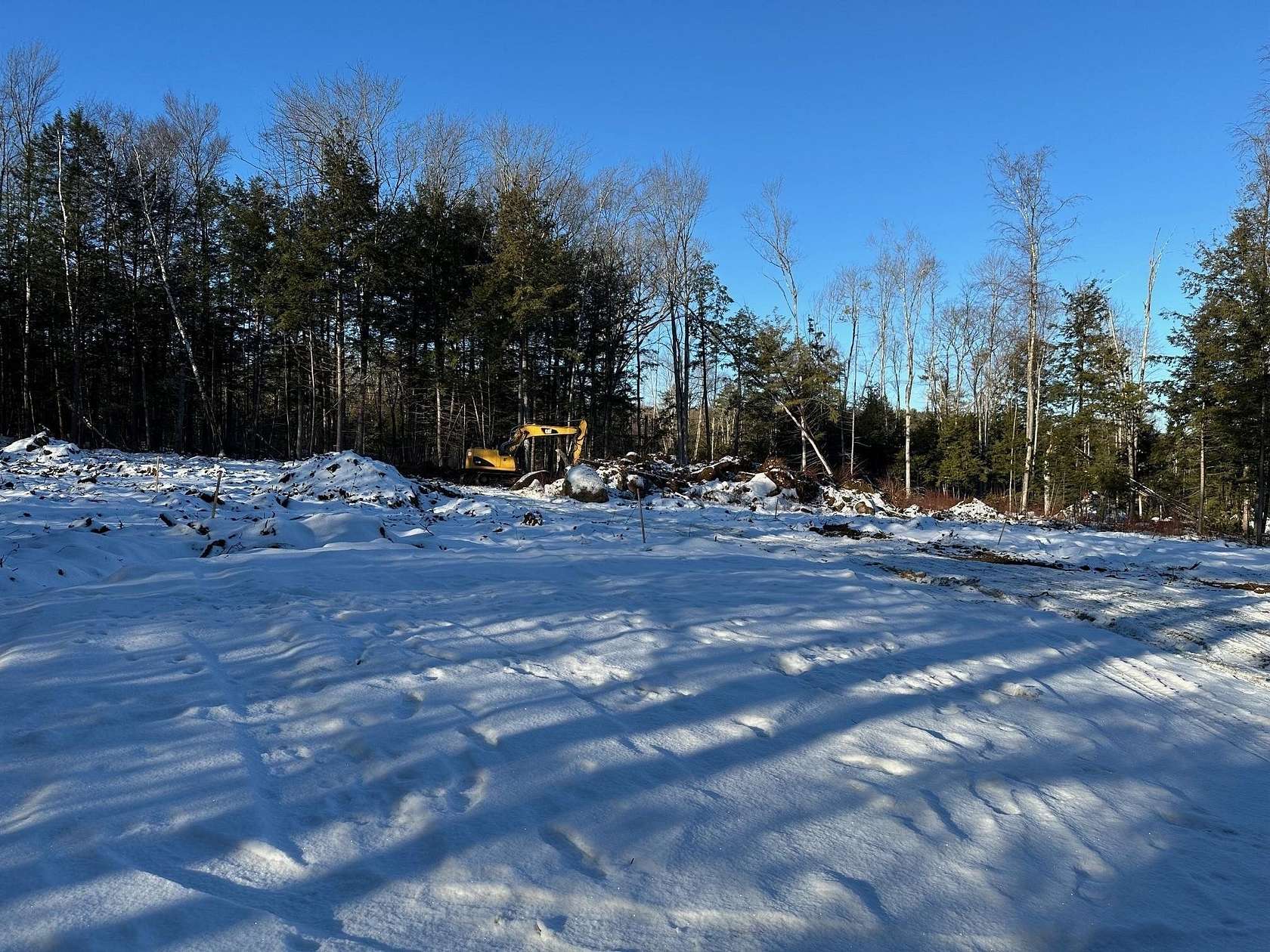 5.64 Acres of Residential Land with Home for Sale in Swanzey, New Hampshire