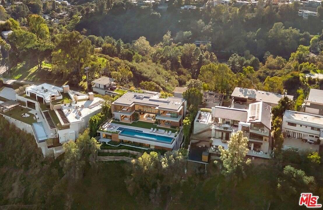 0.48 Acres of Land for Sale in Los Angeles, California