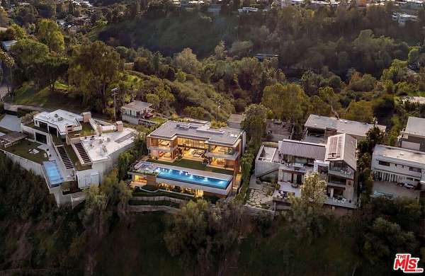 0.48 Acres of Land for Sale in Los Angeles, California