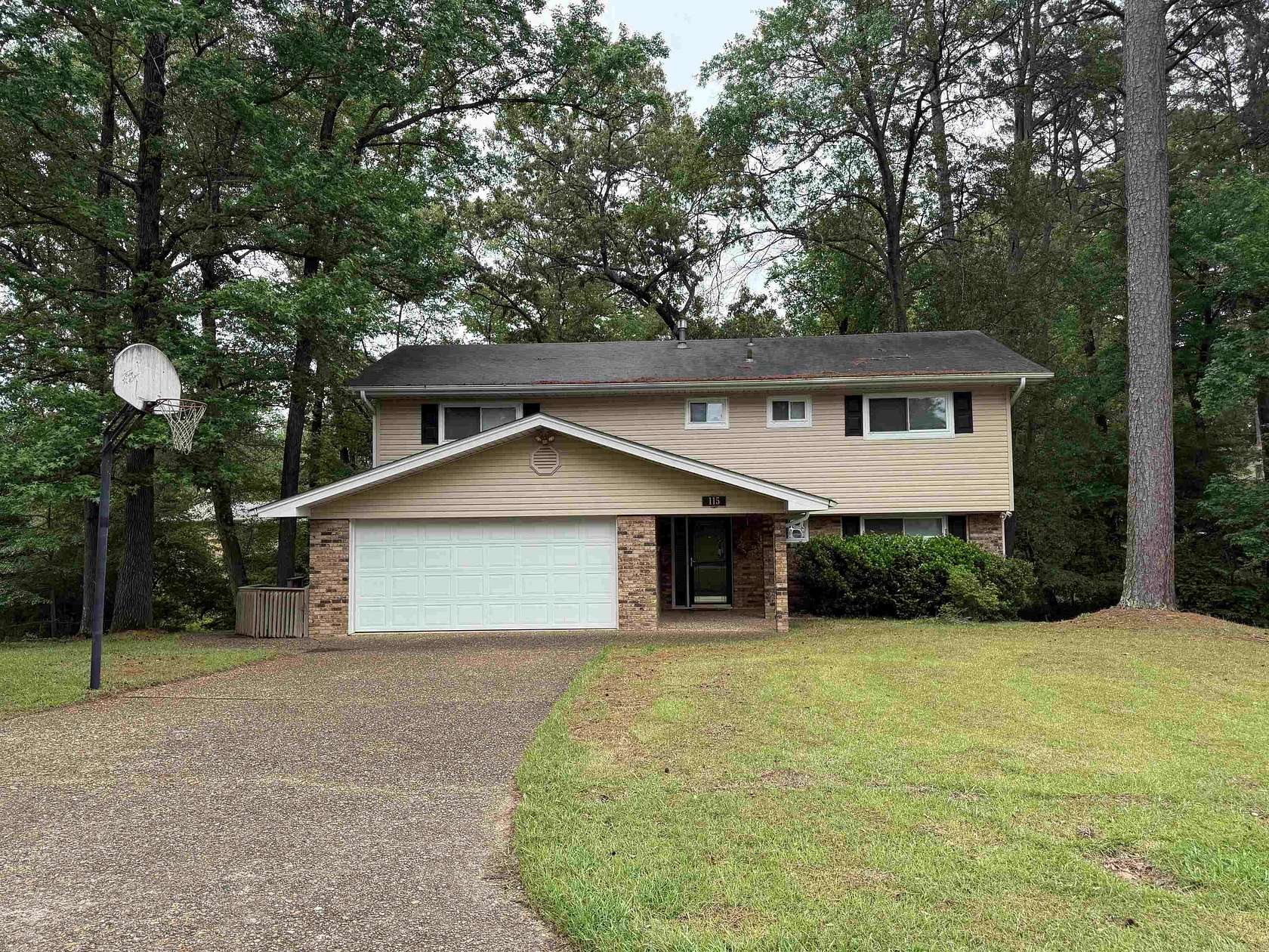 2 Acres of Land with Home for Sale in Arkadelphia, Arkansas