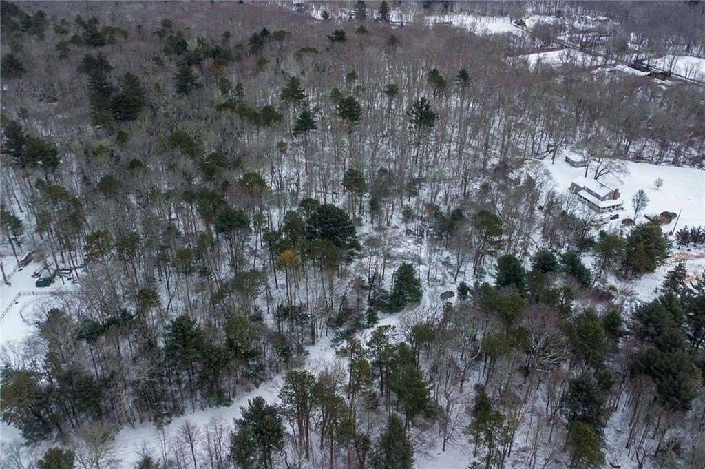 5 Acres of Residential Land for Sale in Richmond Town, Rhode Island