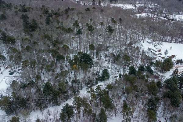 5 Acres of Residential Land for Sale in Richmond Town, Rhode Island