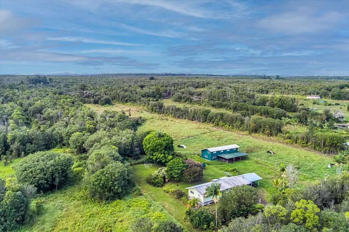 17.4 Acres of Land with Home for Sale in Volcano, Hawaii