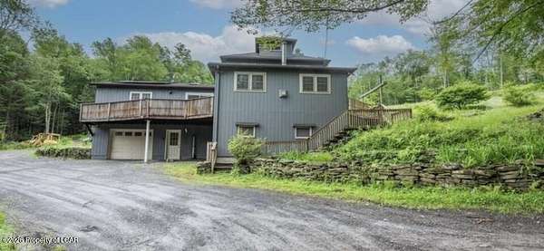 7 Acres of Residential Land with Home for Sale in Nicholson, Pennsylvania