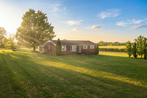 0.79 Acres of Commercial Land for Sale in Shelbyville, Tennessee