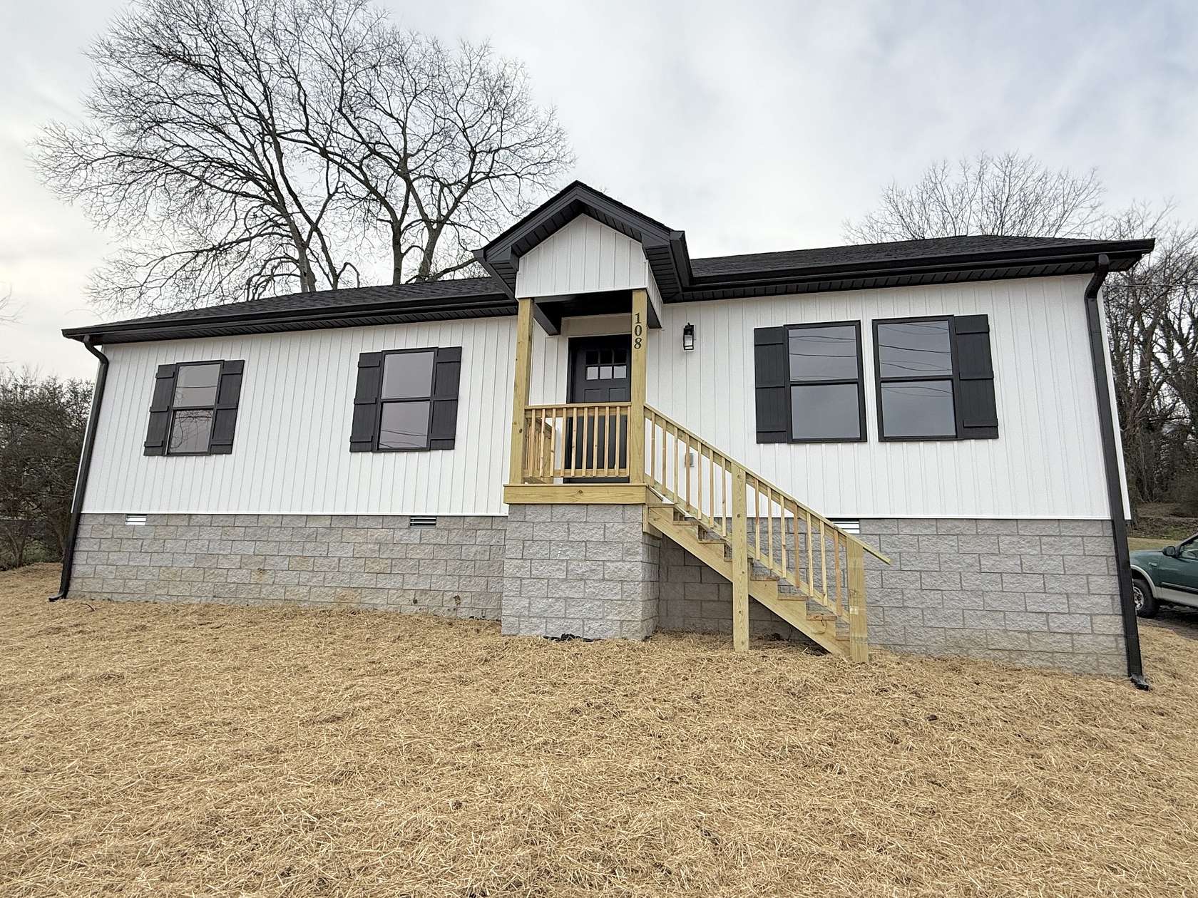 0.38 Acres of Residential Land with Home for Sale in Carthage, Tennessee