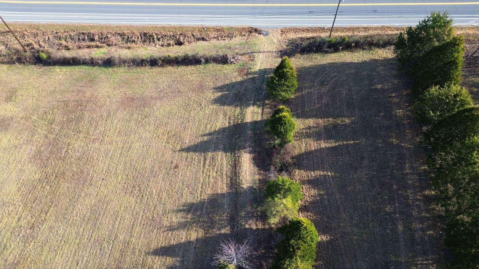 8.85 Acres of Residential Land for Sale in White House, Tennessee