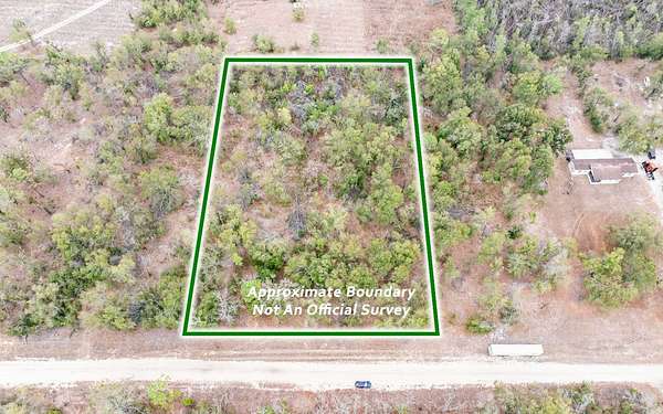 2 Acres of Residential Land for Sale in Lee, Florida
