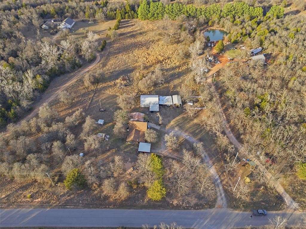 5 Acres of Residential Land with Home for Sale in Norman, Oklahoma