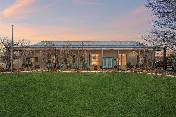 10 Acres of Residential Land with Home for Sale in Newcastle, Oklahoma