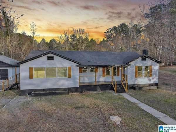 3.5 Acres of Residential Land with Home for Sale in Glencoe, Alabama