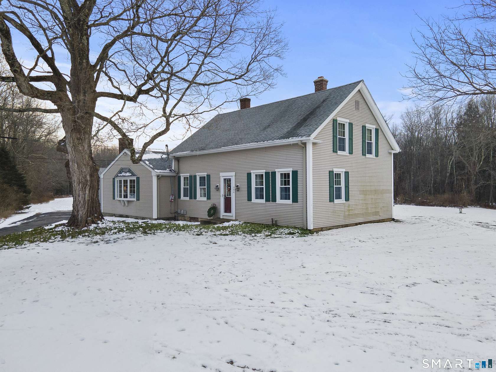 16.9 Acres of Land with Home for Sale in Pomfret, Connecticut