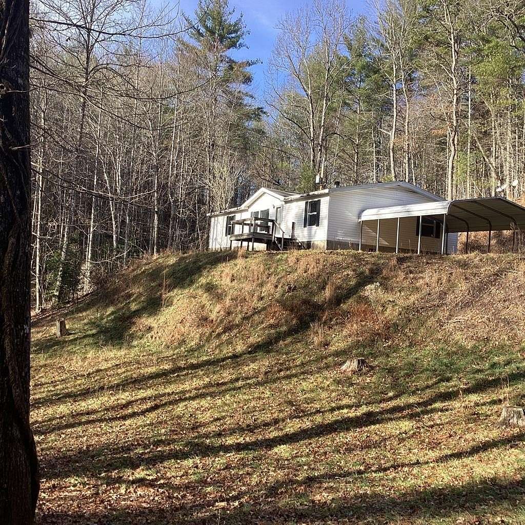 3.54 Acres of Residential Land with Home for Sale in Robbinsville, North Carolina