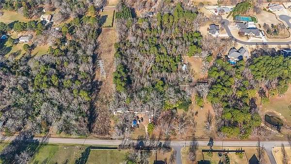 10 Acres of Residential Land for Sale in Russellville, Arkansas