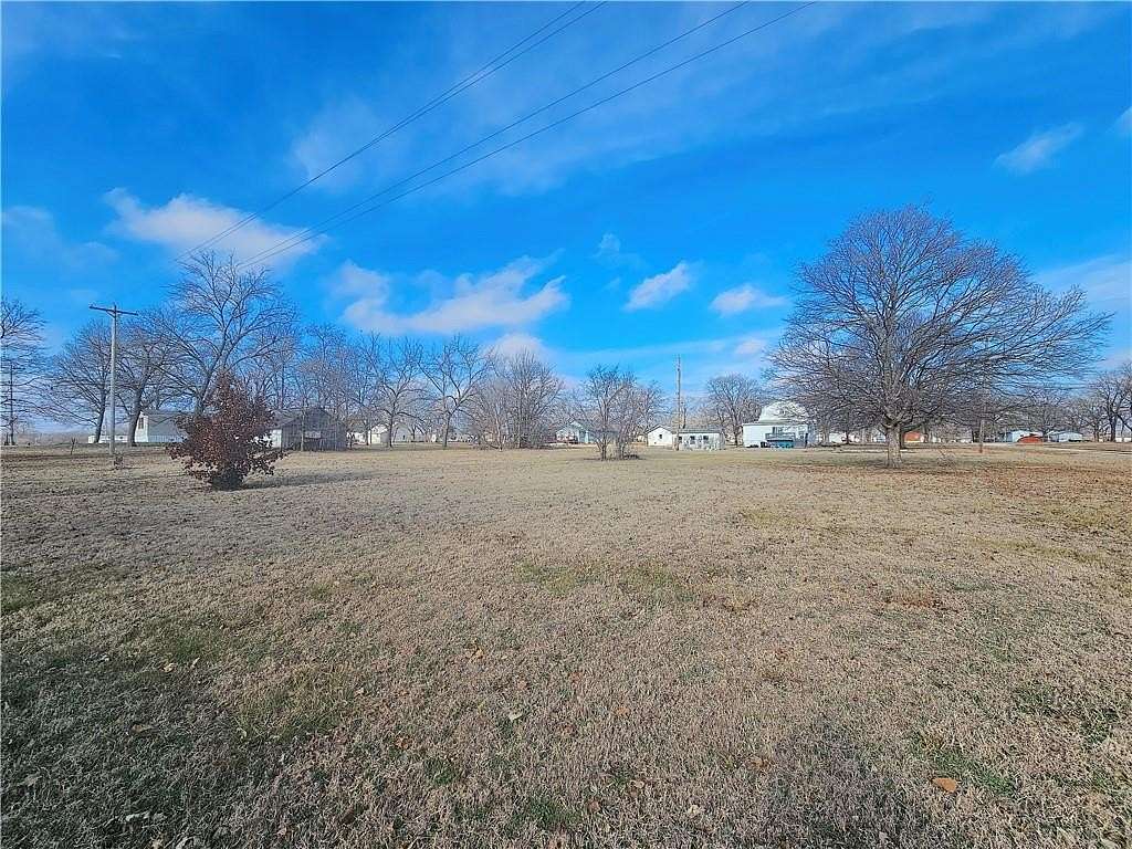 0.48 Acres of Residential Land for Sale in Garnett, Kansas