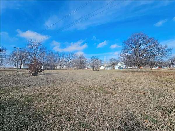 0.48 Acres of Residential Land for Sale in Garnett, Kansas