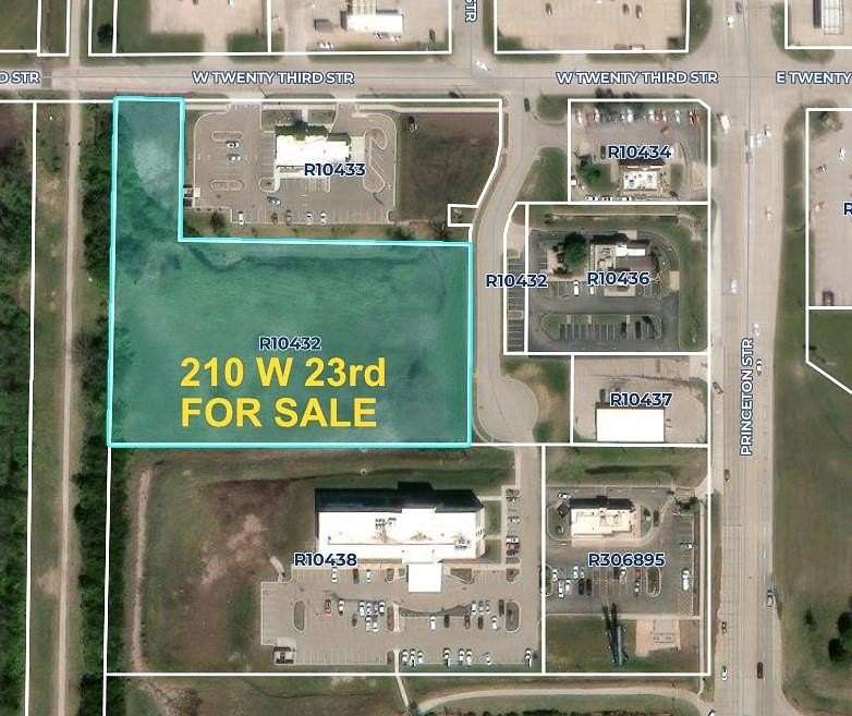 4.4 Acres of Commercial Land for Sale in Ottawa, Kansas