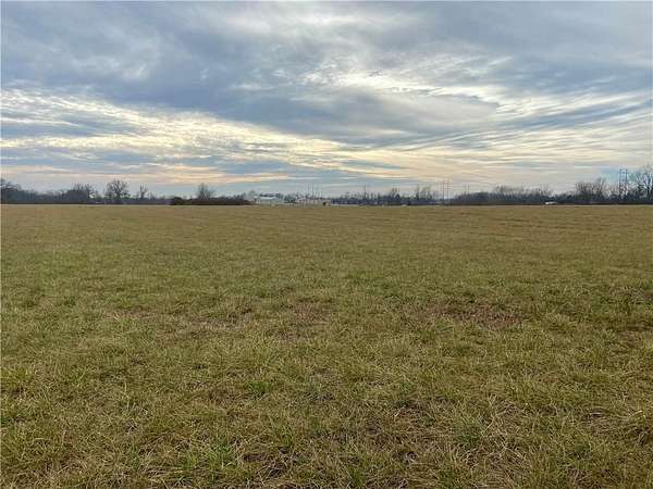 19.4 Acres of Land for Sale in Harrisonville, Missouri