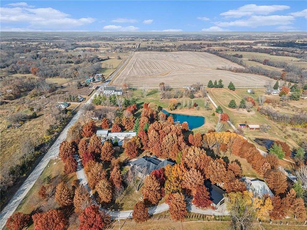 4 Acres of Land with Home for Sale in Edgerton, Missouri