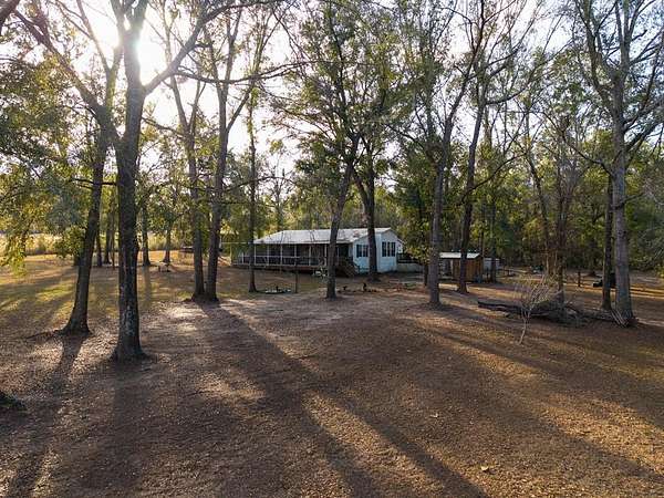 5 Acres of Residential Land with Home for Sale in Madison, Florida