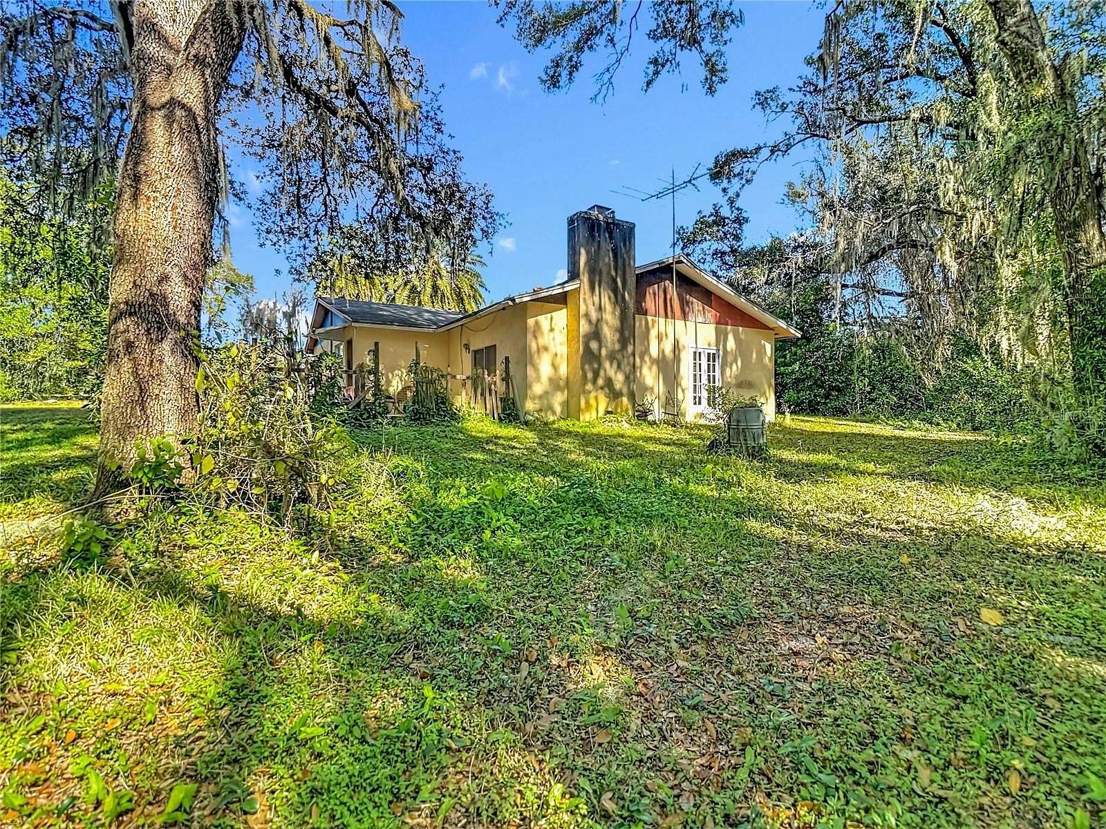 18.9 Acres of Land with Home for Sale in Brooksville, Florida