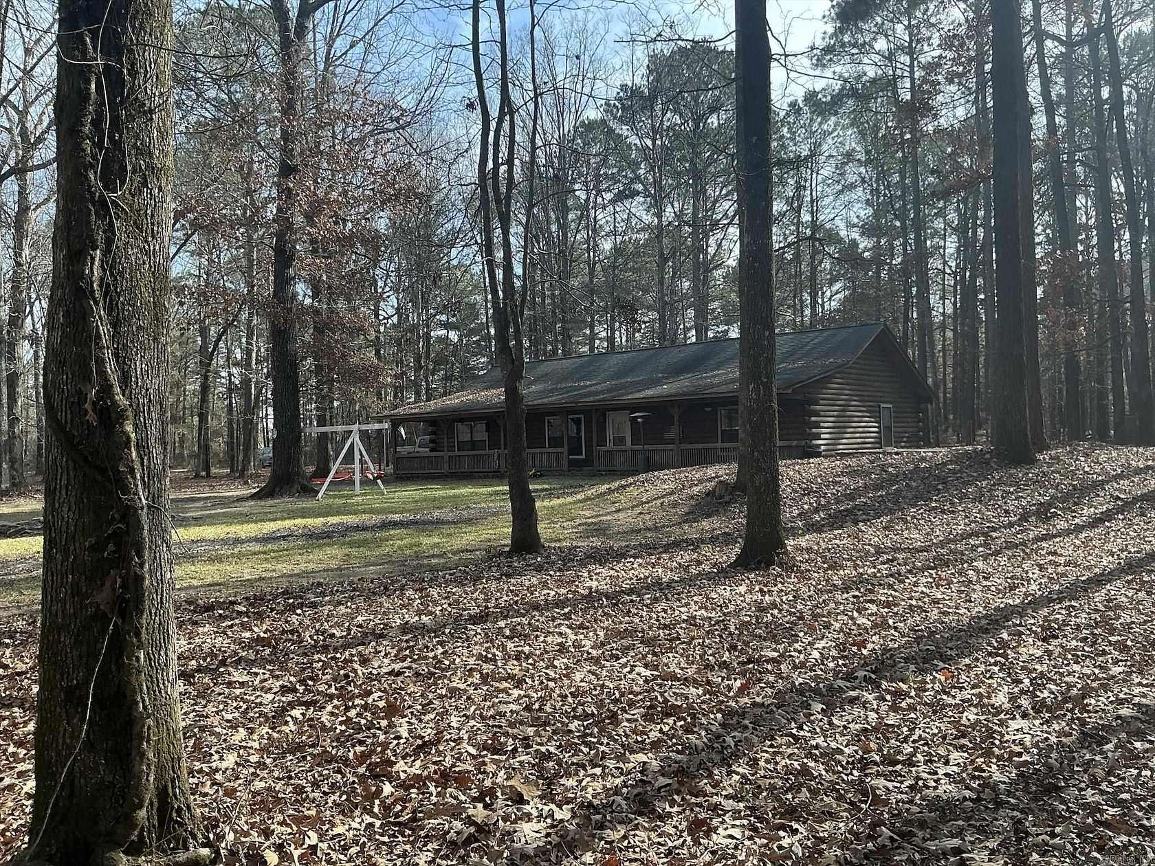 9.44 Acres of Land with Home for Sale in Hamburg, Arkansas