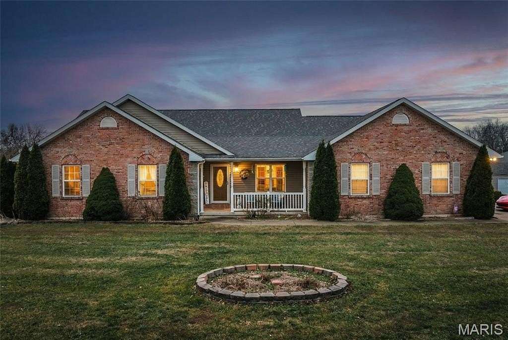 3.1 Acres of Residential Land with Home for Sale in Fredericktown, Missouri