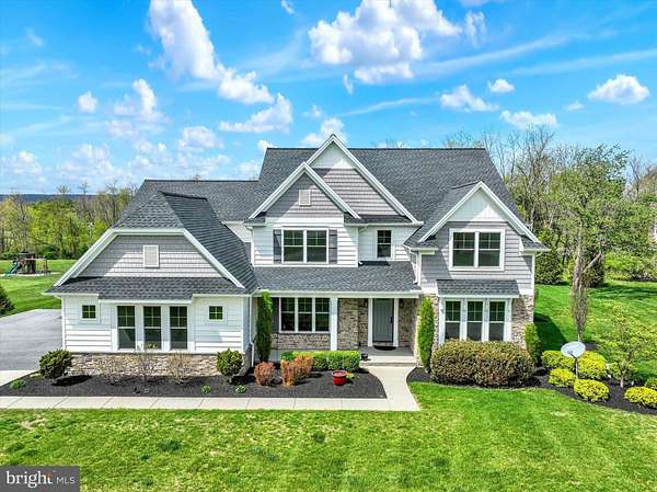 1.52 Acres of Land with Home for Sale in Harrisburg, Pennsylvania