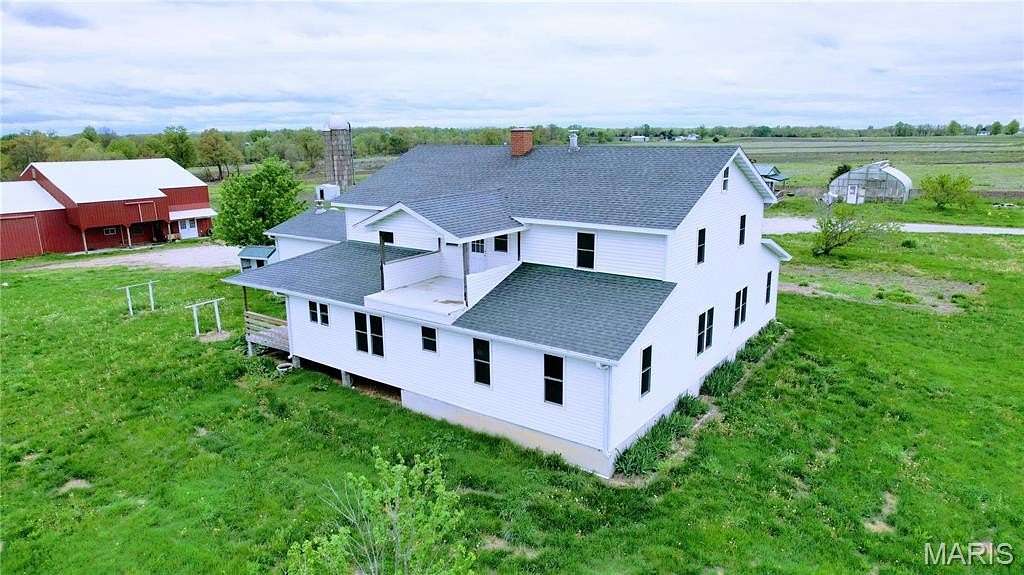 4 Acres of Residential Land with Home for Sale in La Plata, Missouri