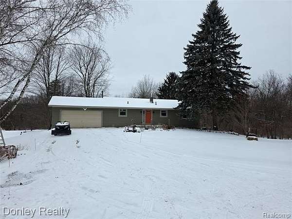 5.45 Acres of Residential Land with Home for Sale in Howell, Michigan