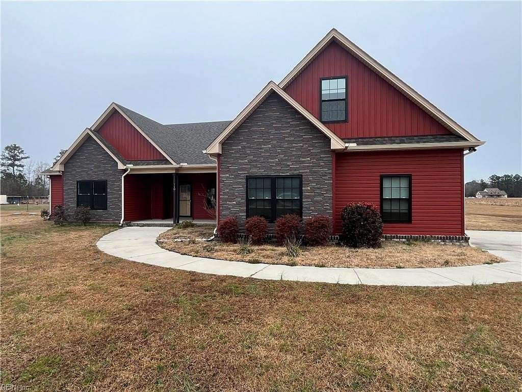 4 Acres of Residential Land with Home for Sale in Suffolk, Virginia