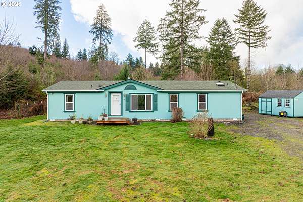 3.67 Acres of Residential Land with Home for Sale in Amboy, Washington