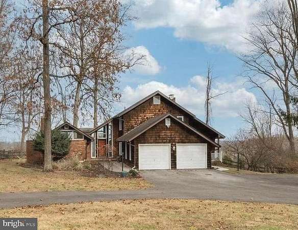 1.9 Acres of Residential Land with Home for Lease in Malvern, Pennsylvania