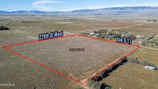 9.5 Acres of Residential Land for Sale in Lancaster, California