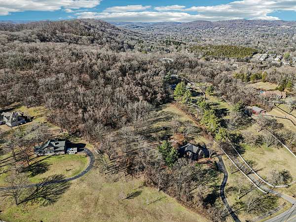 2 Acres of Residential Land for Sale in Brentwood, Tennessee