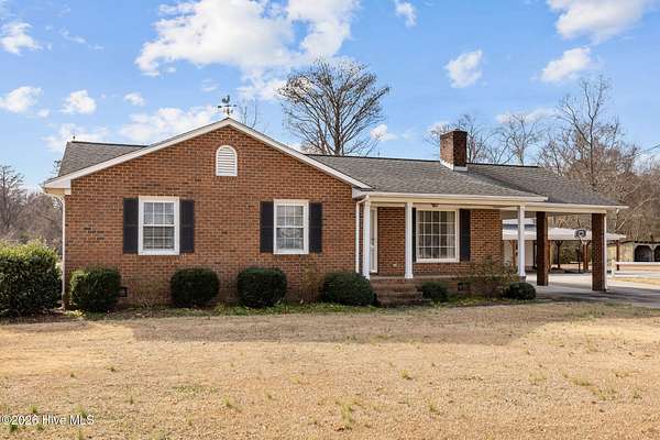 4.44 Acres of Residential Land with Home for Sale in Hookerton, North Carolina