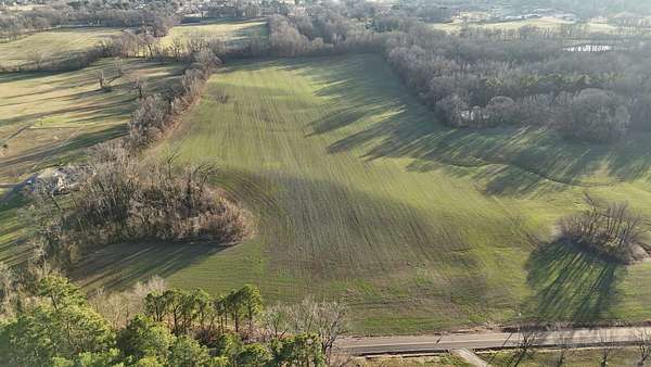 17 Acres of Land for Sale in Millington, Tennessee